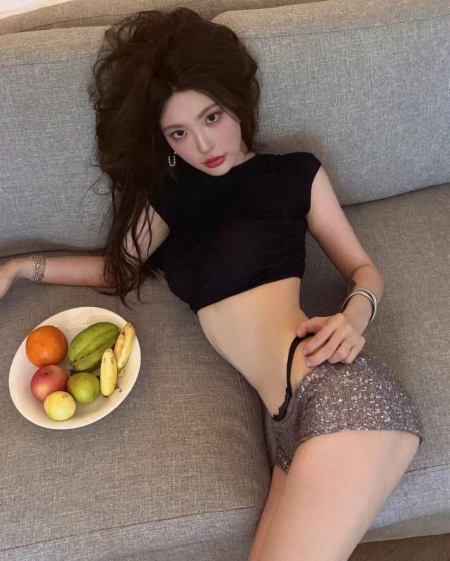 伦敦全套楼凤，女友服务，莞式服务