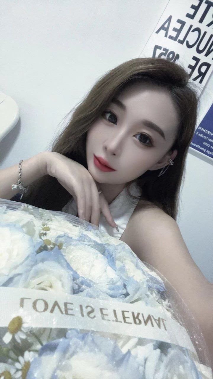 伦敦楼凤，找小姐成人全套按摩