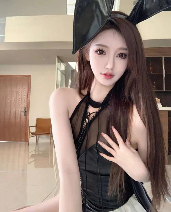 曼彻斯特楼凤，曼彻斯特找小姐，曼彻斯特约炮服务