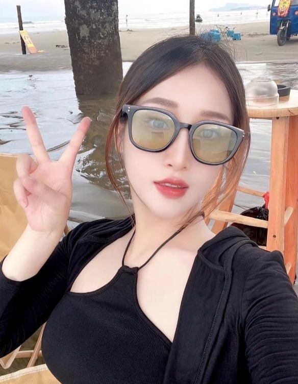 曼彻斯特找小姐，一条龙全套