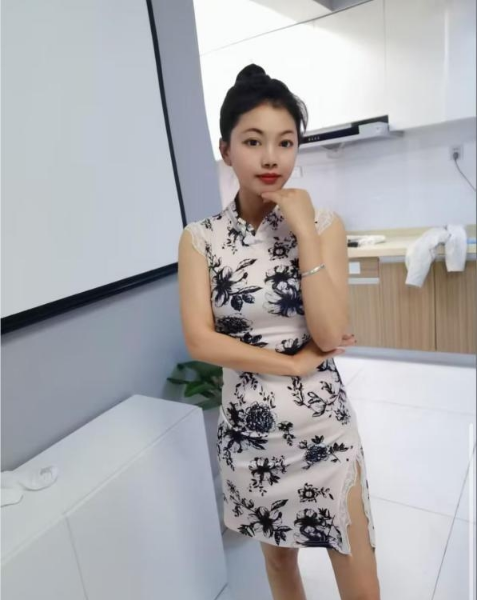 利兹楼凤，利兹私做，本地找小姐
